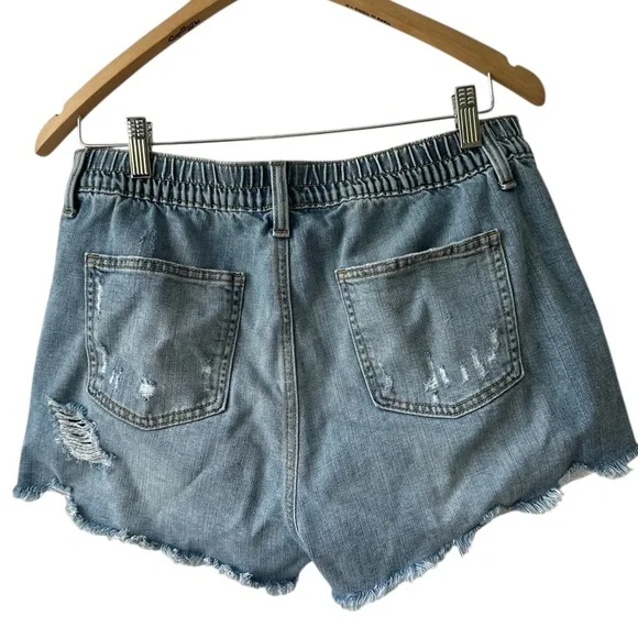 Aerie Daydream Distressed Denim Short - Picture 11 of 14